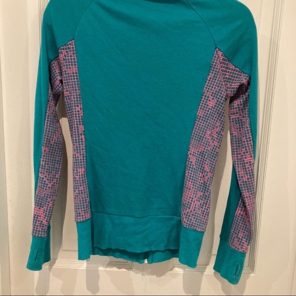 Bench Jacket - Picture 6 of 7